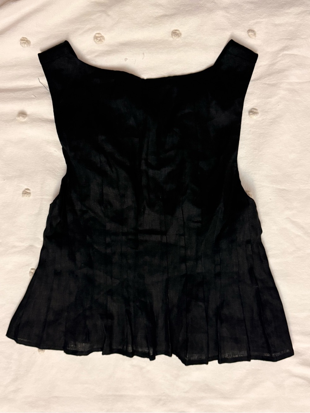 DISSH Black Sleeveless Pleated Camisole